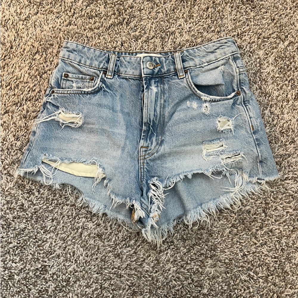 Zara distressed shorts